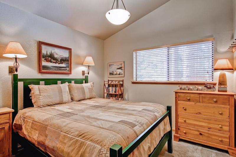 Yosemite Crossroads Villa Yosemite West Bagian luar foto